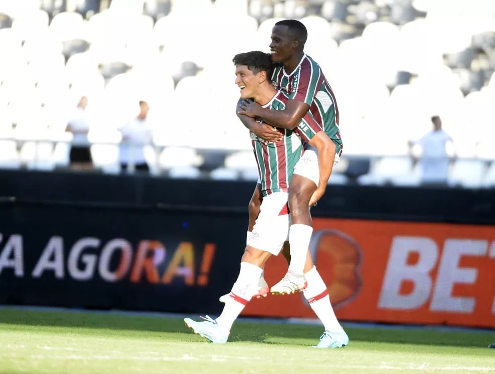 Dupla de ataque somam 56% de participações de gols pelo Fluminense