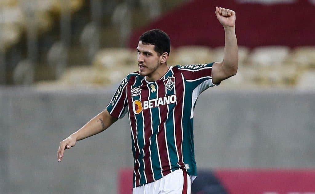 Nino coloca Fluminense na briga pelo título do Brasileirão