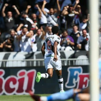 Os Crias da Colina balançam as redes e Vasco bate a Tombense: confira os melhores momentos