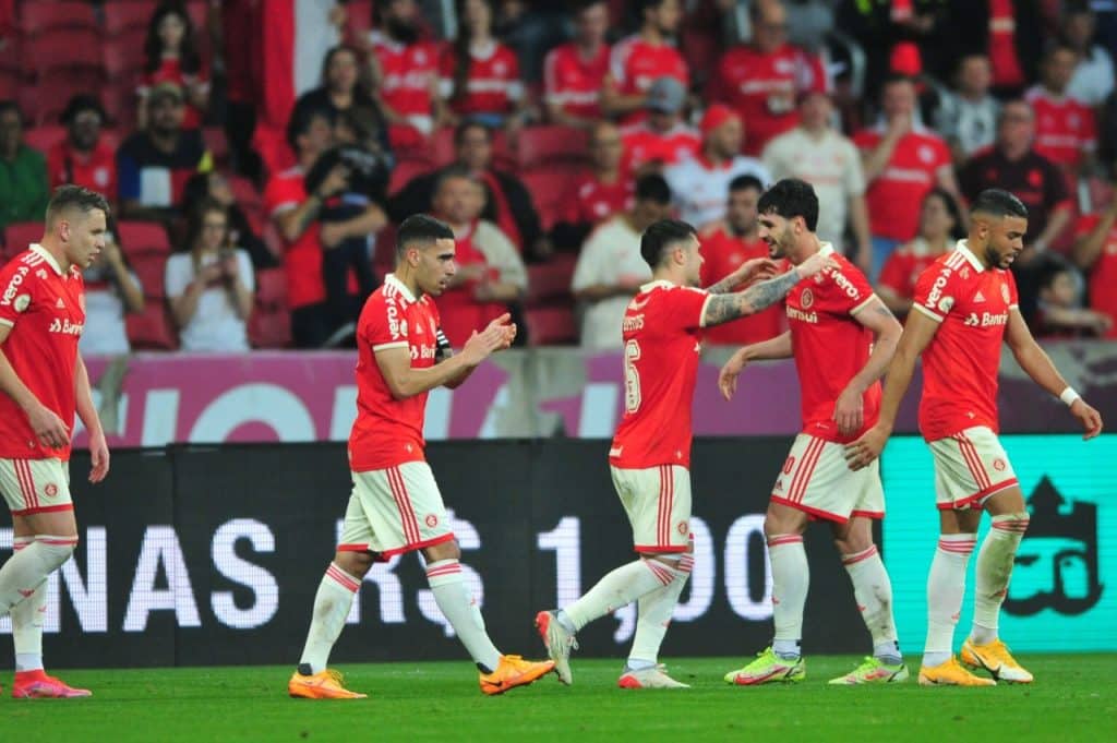 Com a derrota, Fluminense perde invencibilidade no Brasileirão