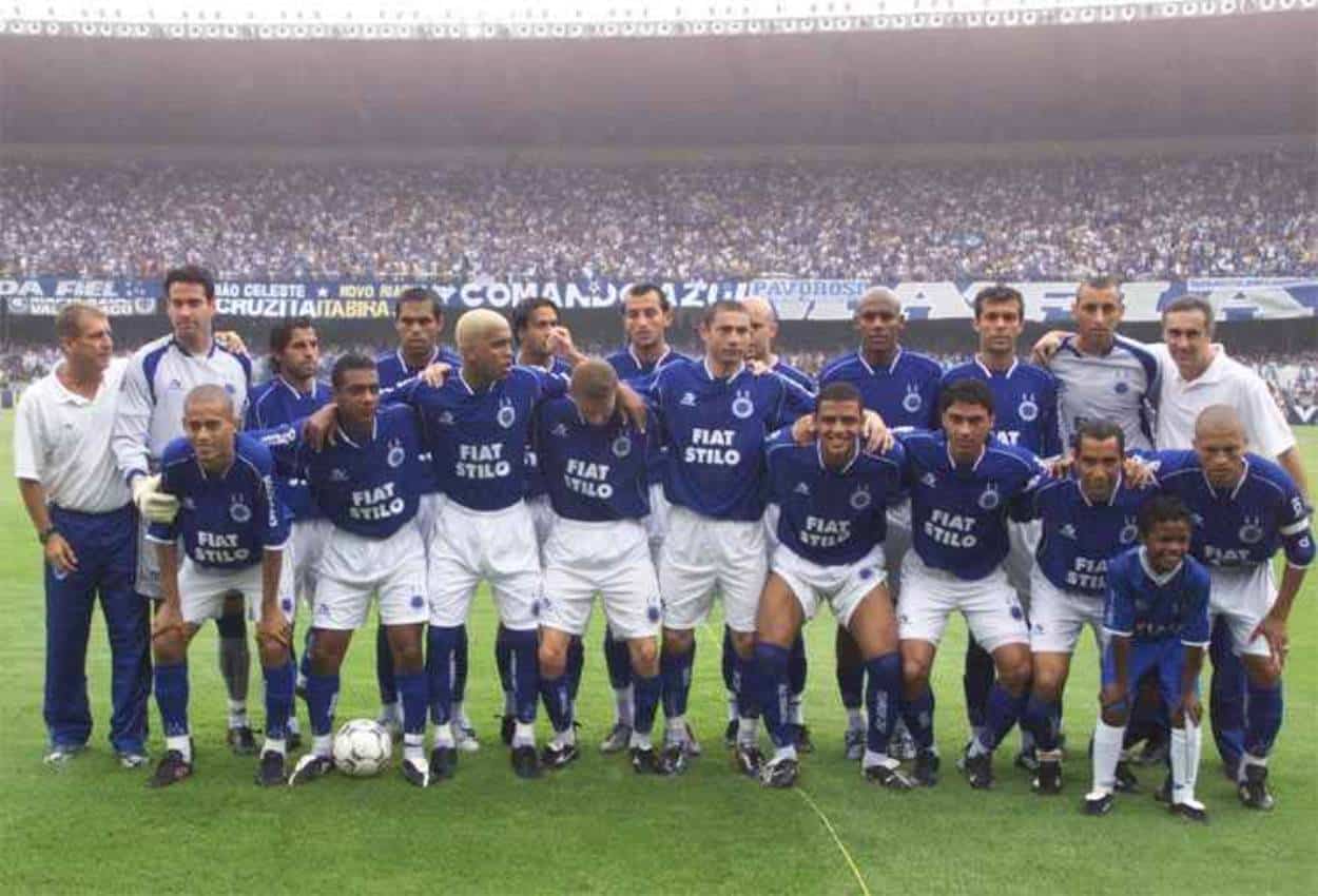 Cruzeiro, campeão brasileiro de 2003 - Foto destaque: Reprodução / Elenco