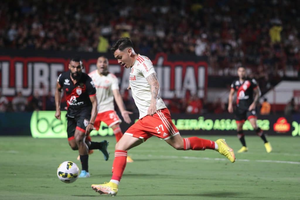 Internacional vence o Atlético-GO: confira os melhores momentos