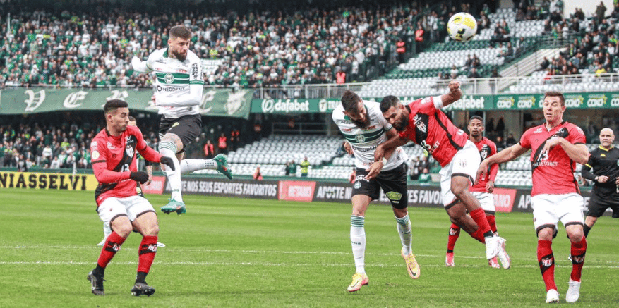Coritiba vence Atlético-GO: confira os melhores momentos