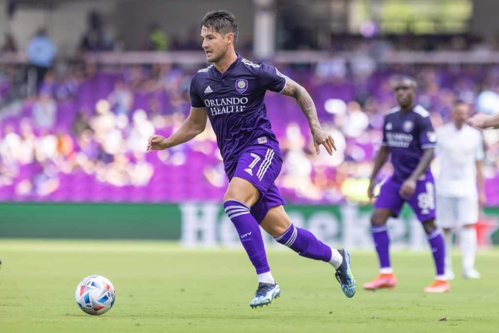 Alexandre Pato é monitorado por gigantes do futebol brasileiro