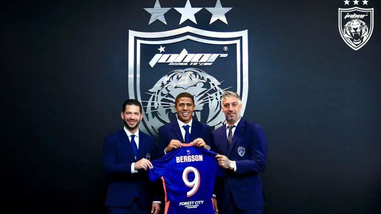 Quem é o brasileiro que está entre os cinco maiores artilheiros mundiais de 2022?