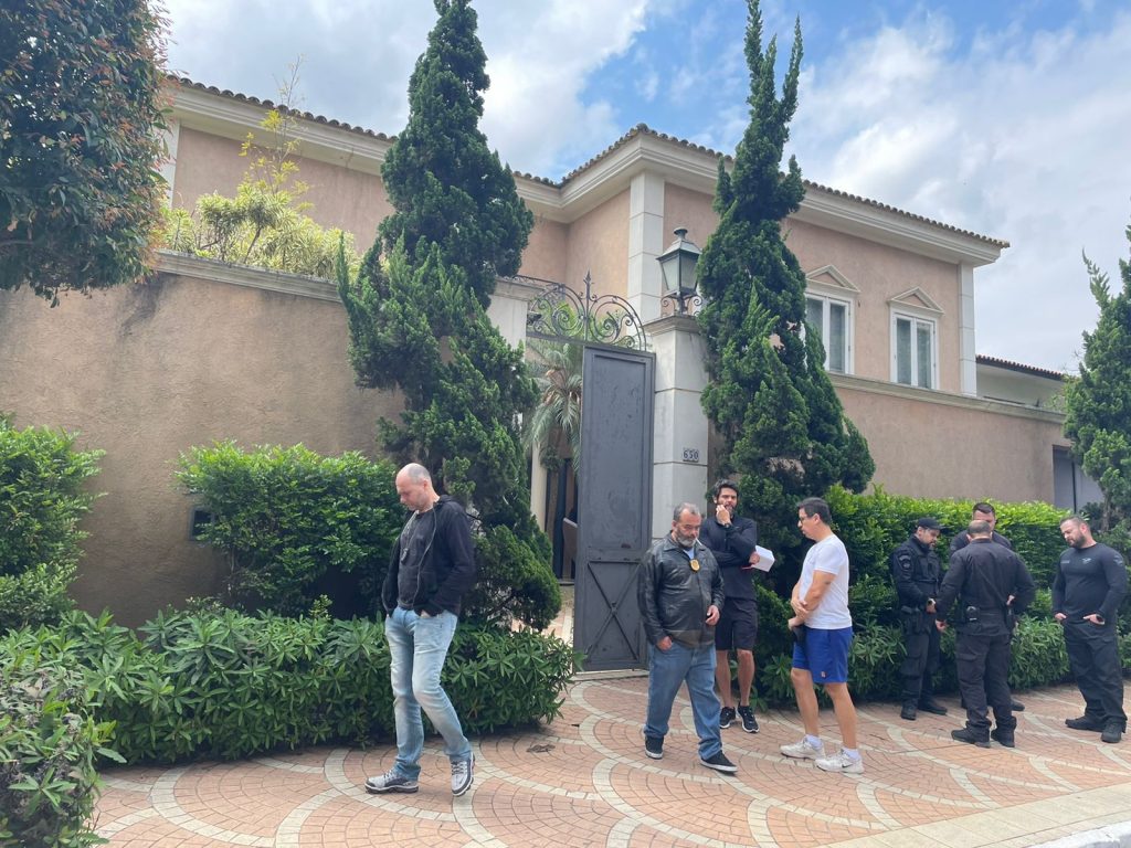 Casa de Emerson Leão, tricampeão do mundo, é assaltada em SP