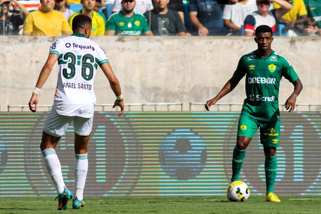 Cuiabá vence o Coritiba: confira os melhores momentos (13/11)