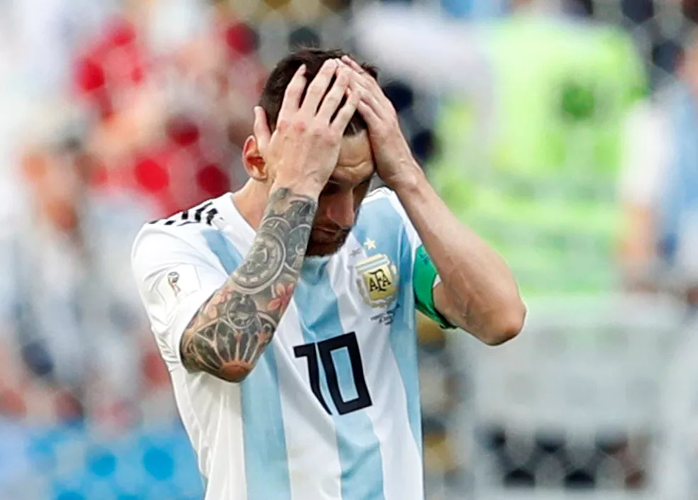Messi "chorou como uma bebê" na perda do título da Copa América para o Chile Messi "chorou como uma bebê" na perda do título da Copa América para o Chile