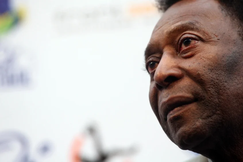 Hospital Albert Einstein atualiza boletim do Rei Pelé