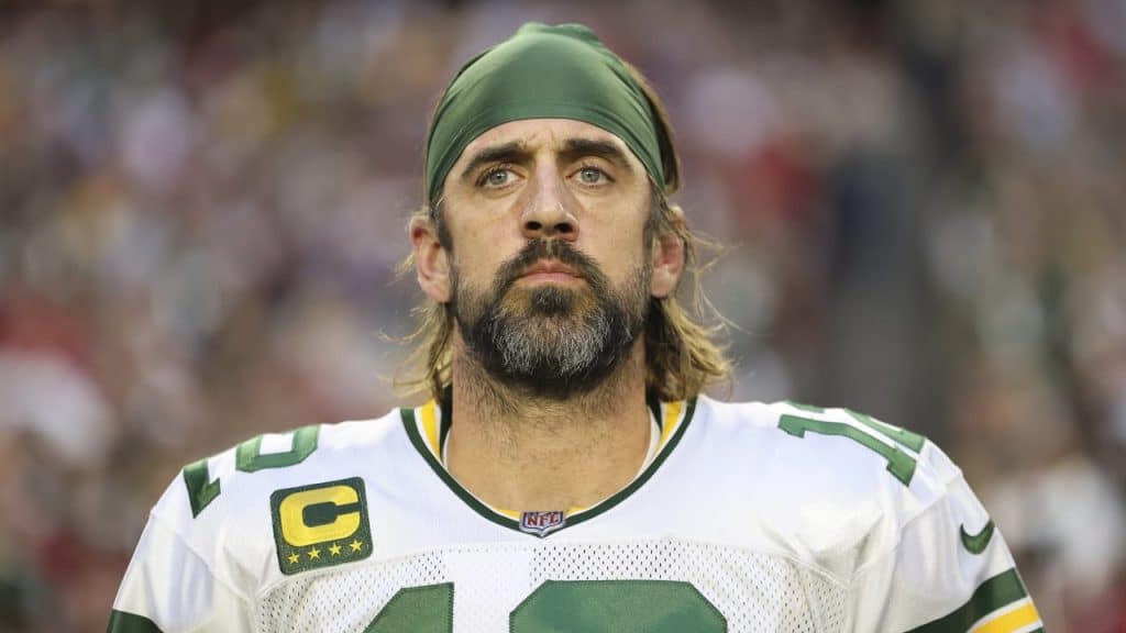 Aaron Rodgers demonstra otimismo em recupera&ccedil;&atilde;o de les&atilde;o