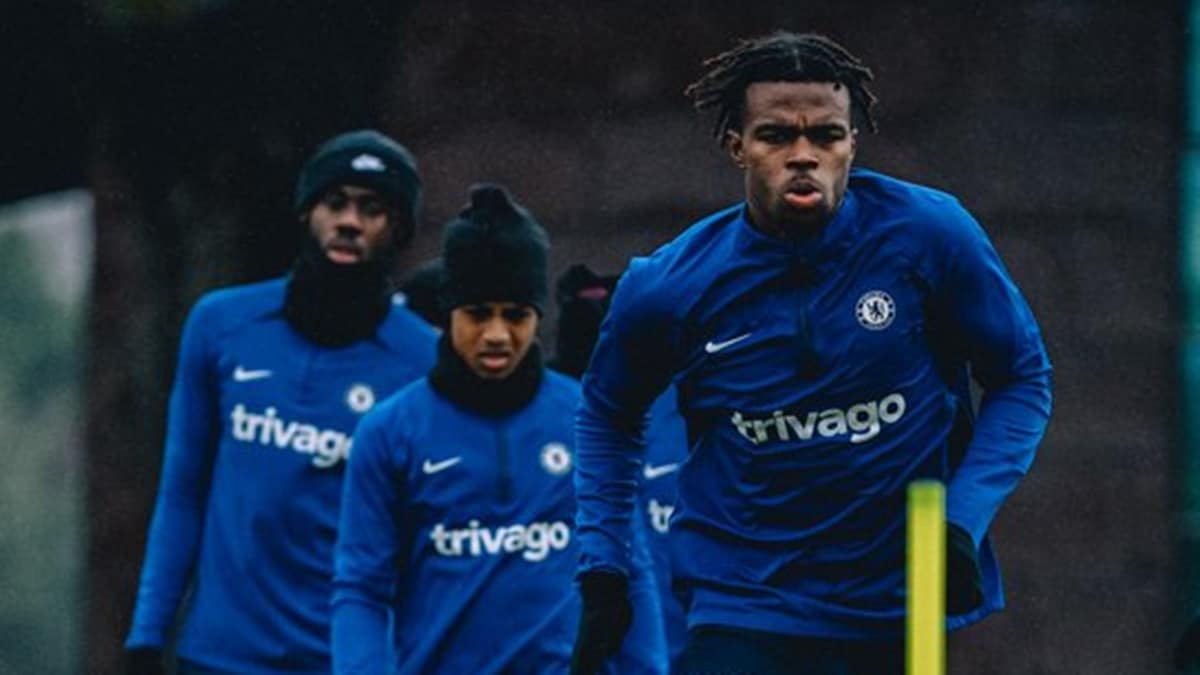 Chelsea teve pior início de temporada nos últimos 30 anos. Foto: Reprodução / Twitter @ChelseaFC Chelsea teve pior início de temporada nos últimos 30 anos. Foto: Reprodução / Twitter @ChelseaFC