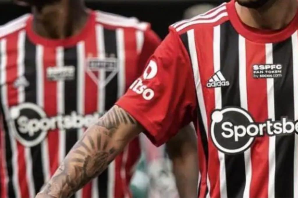 São Paulo é imbatível com promessa e medalhão atuando juntos