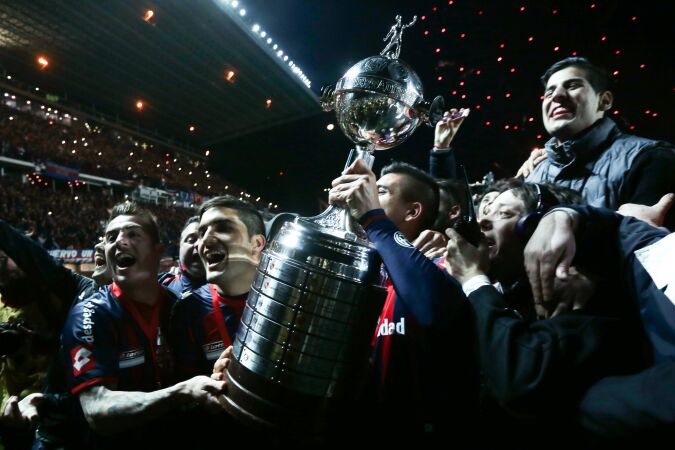 Confira os maiores jogadores da história da Libertadores da América segundo ChatGPT