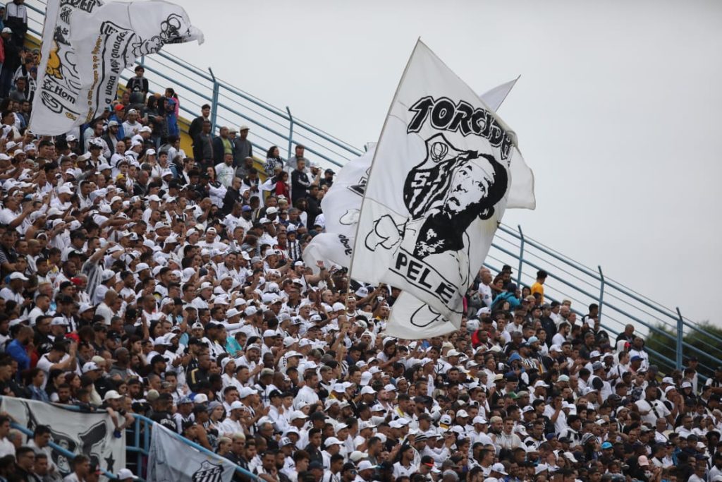 SEM CLIMA! Santos decide punir dupla pega em balada