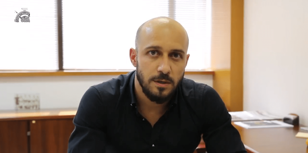 Alessandro ‘não deixa barato’ e retruca versão de Júnior Moraes após saída no Corinthians