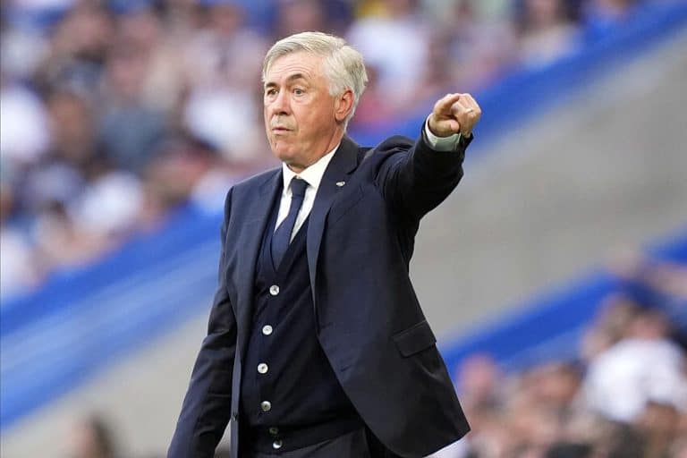 Real Madrid define com novo camisa 9 para formar trio de ataque lendário e não é Mbappé