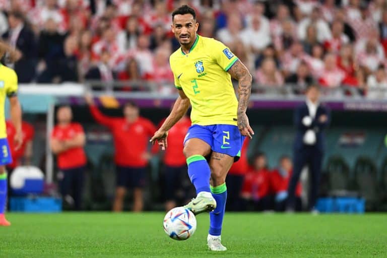 ESCOLHIDO! Ap&oacute;s corte de Danilo, Fernando Diniz anuncia substituto de lateral