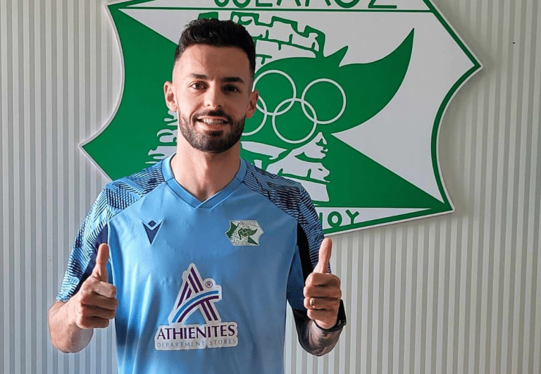 Ele foi revelado por um gigante da S&eacute;rie B e hoje &eacute; &iacute;dolo no Chipre