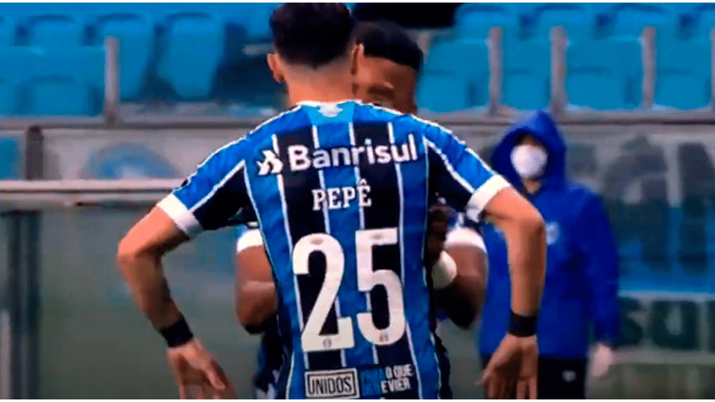 Com proposta oficial em mãos, Grêmio avalia venda de Pepê; saiba o entrave do negócio