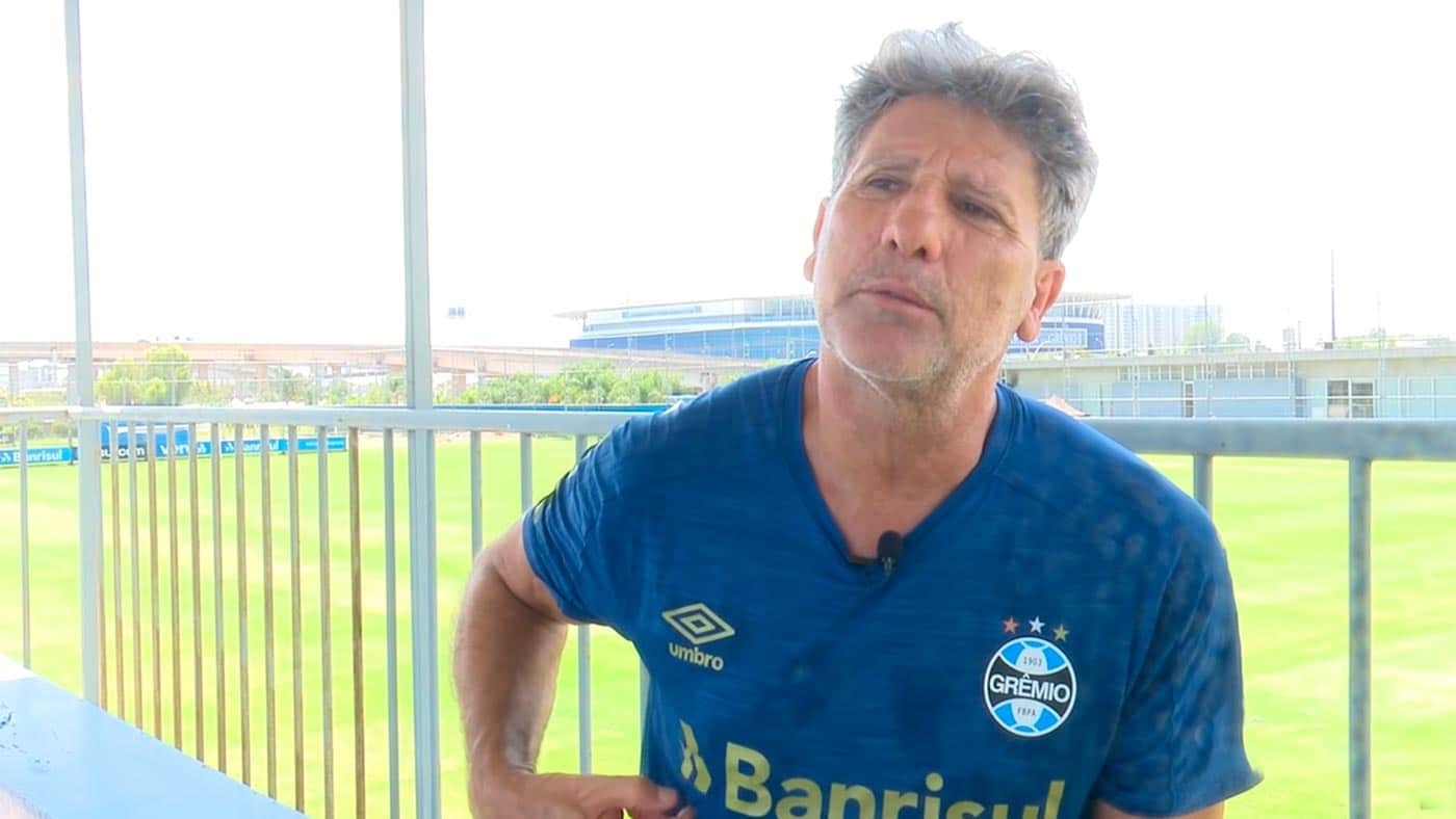 Em entrevista, Renato Portaluppi desconversa sobre permanência no Grêmio