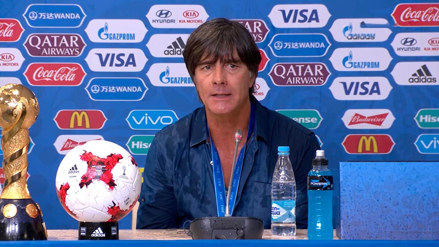 Joachim Low anuncia saída da seleção da Alemanha