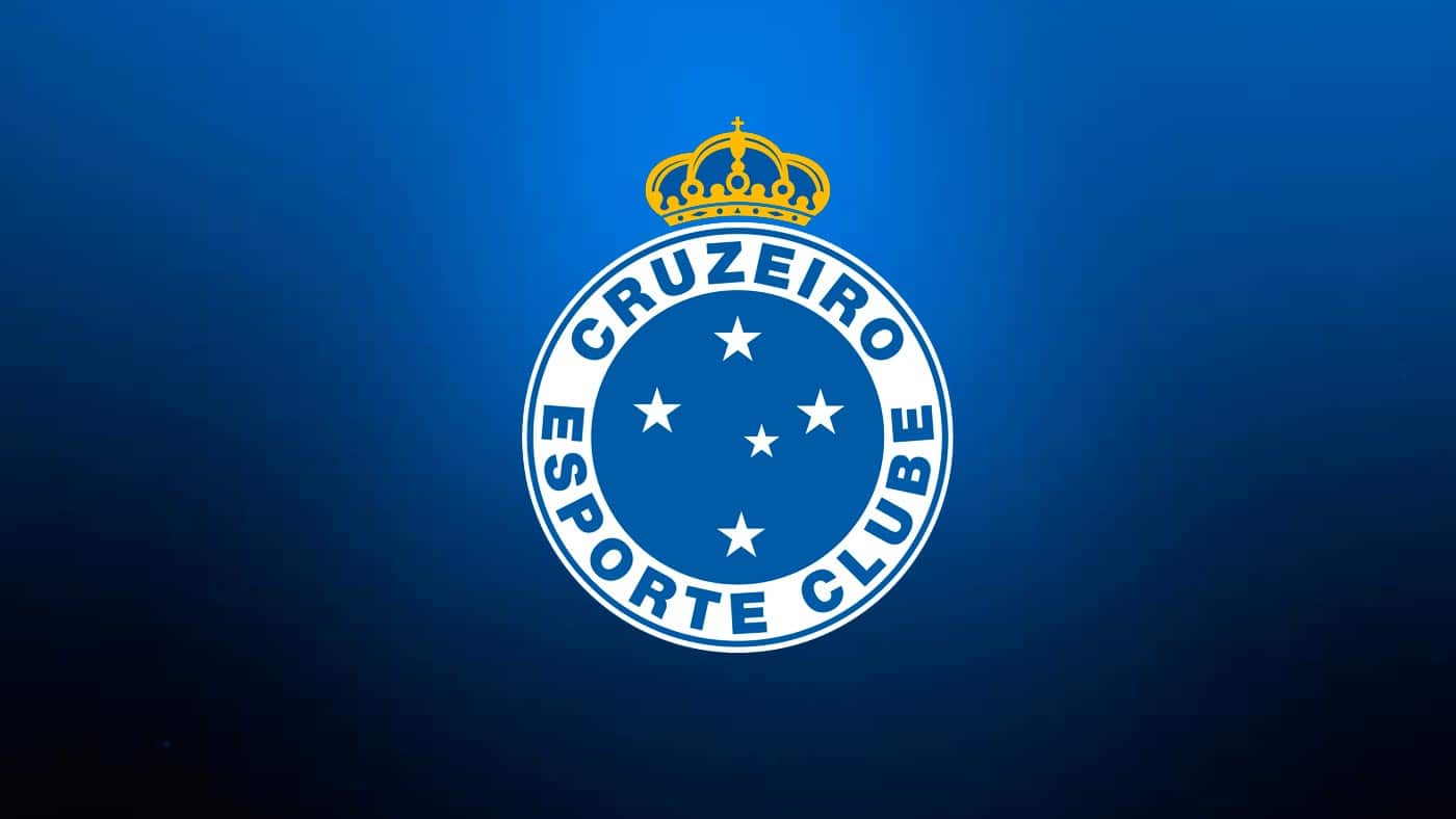 Zagueiro do Cruzeiro desmente boatos sobre possível saída