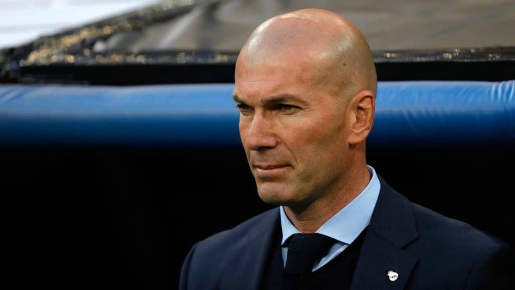 Zinedine Zidane está fora do Real Madrid