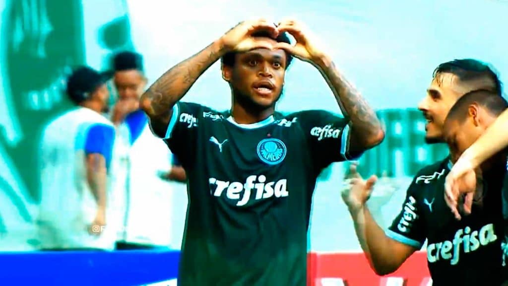 Inter entra na disputa com o Grêmio por Luiz Adriano, diz jornalista