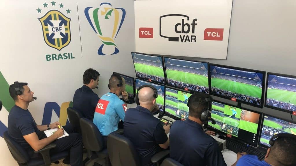 CBF quer implementar o VAR nas Série B, C e D ainda em 2021