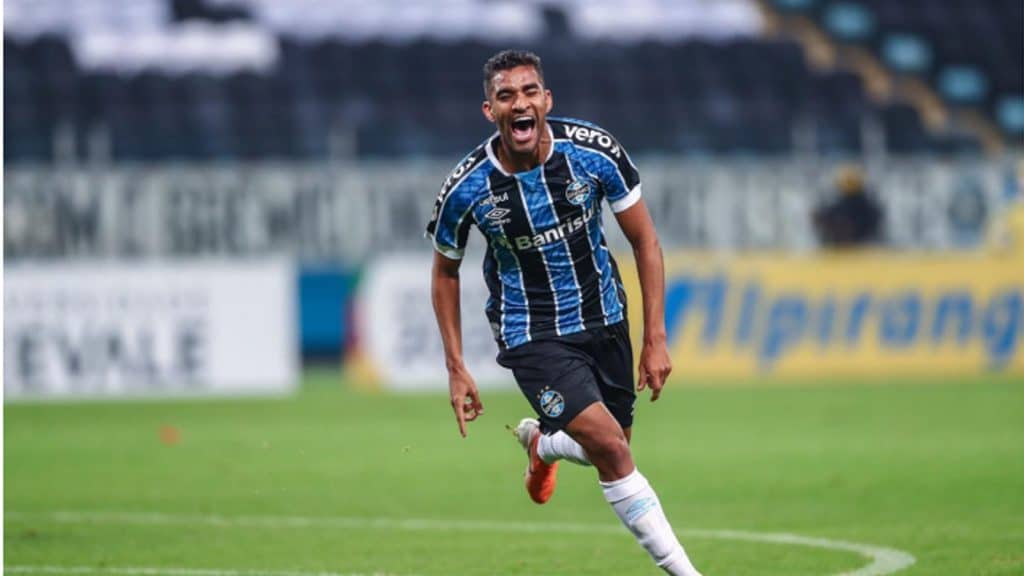 Hoje no América-MG, Isaque relembra gol em gre-nais: “Sonho de menino”