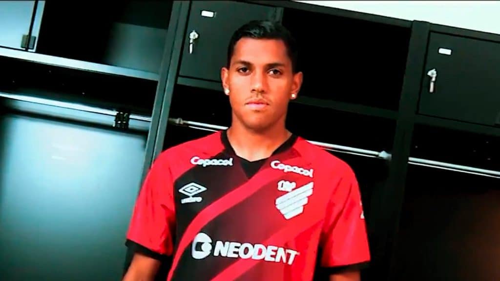 Pedro Rocha é anunciado oficialmente pelo Athletico