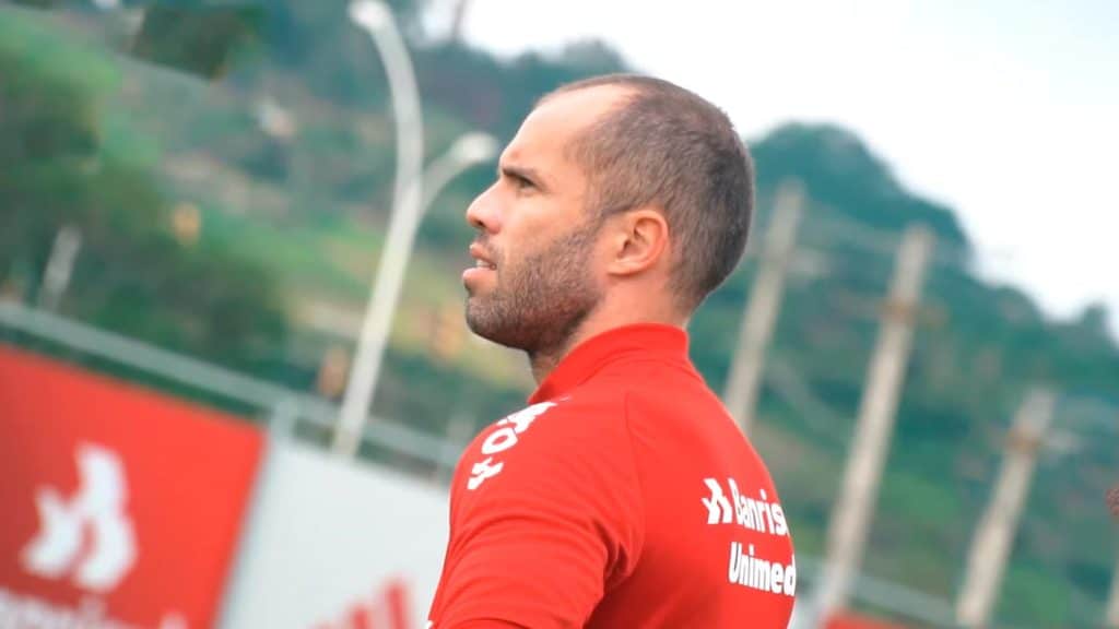 De saída do Beira-Rio, Marcelo Lomba entra na mira do Palmeiras