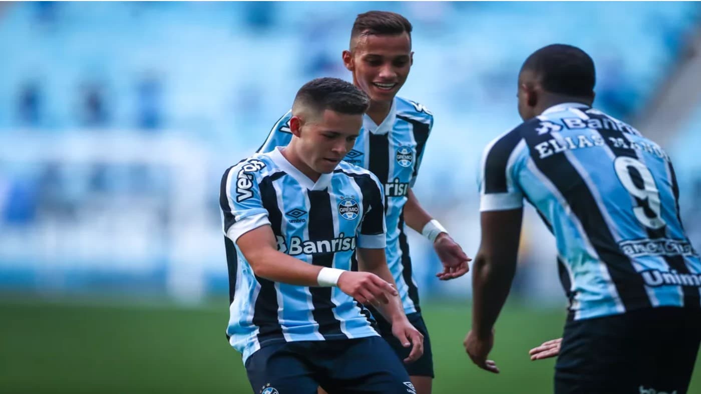 Na véspera da estreia da equipe principal, Grêmio confirma três casos de covid-19