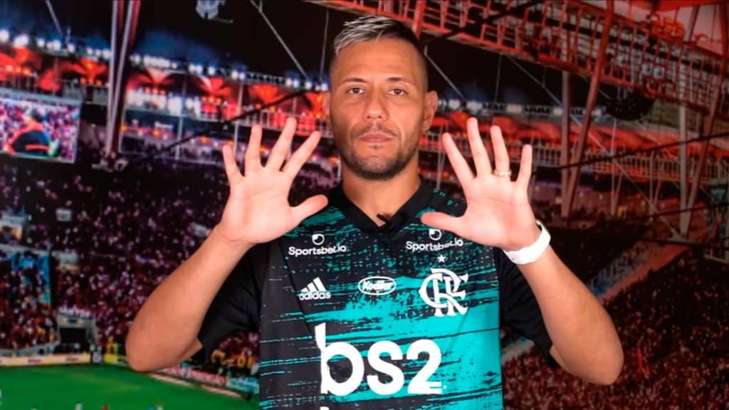 Veja três jogadores com futuro incerto no Flamengo