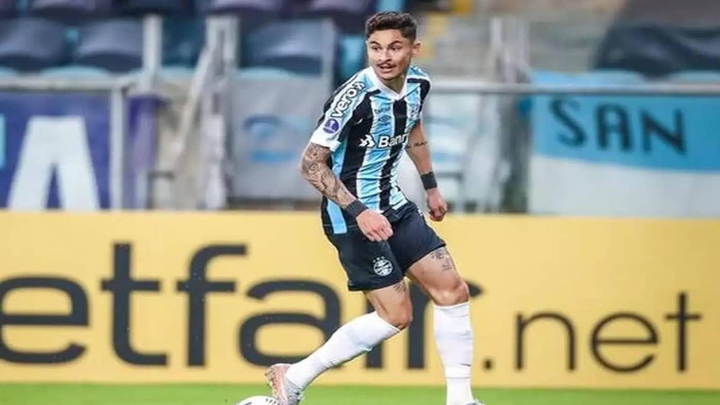 Recuperado de lesão, Diogo Barbosa volta a ficar à disposição da comissão técnica do Grêmio