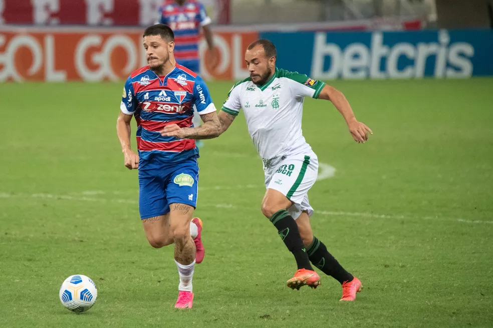 Fortaleza x América Mineiro: onde assistir ao vivo, horário e escalações