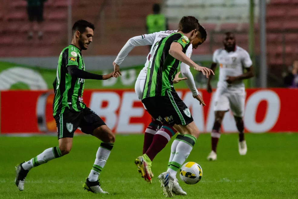 América Mineiro empata com o Fluminense, veja os melhores momentos