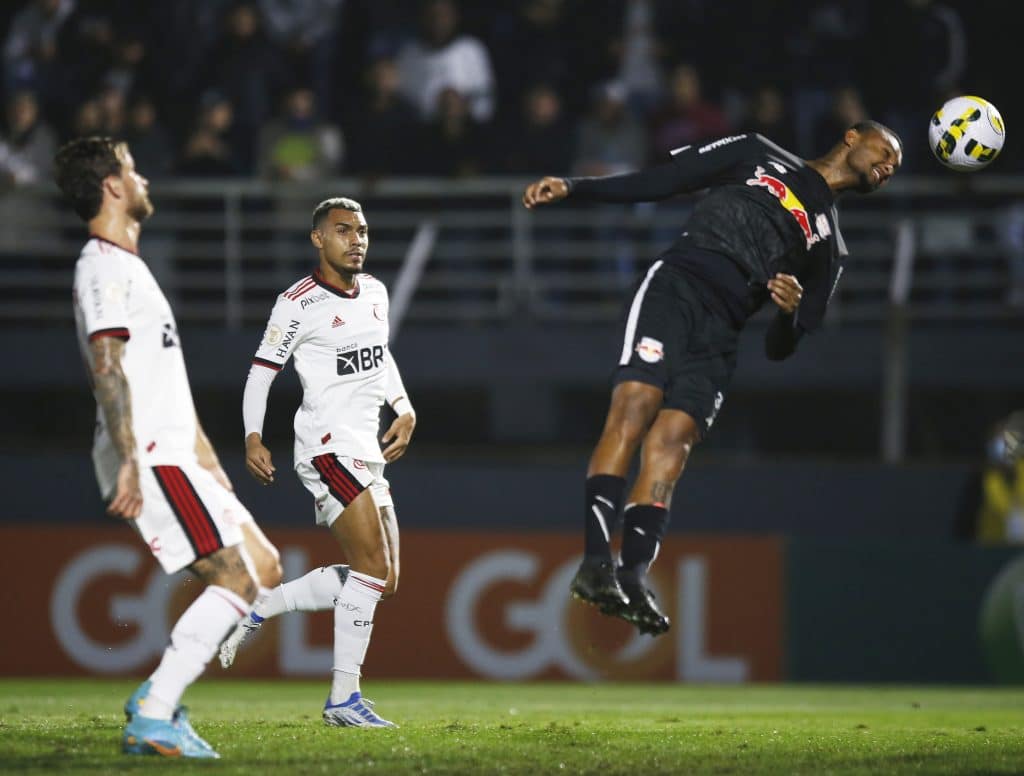 STJD absolve Luan Cândido por expulsão contra o Flamengo