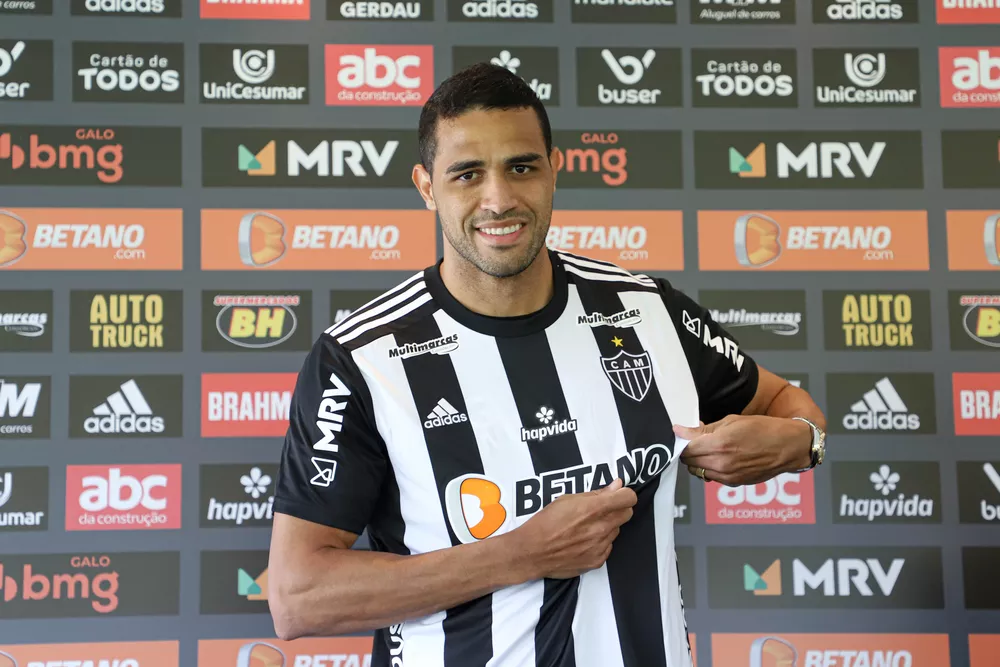 Alan Kardec é apresentado na Cidade do Galo