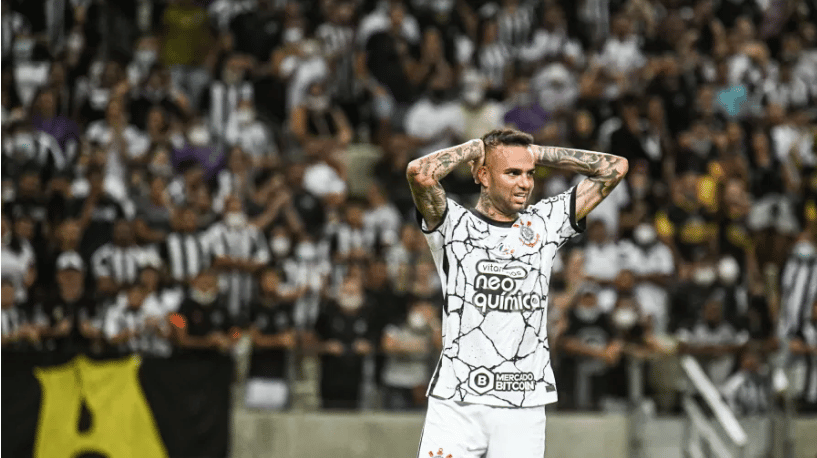 Luan segue fora dos planos do Corinthians