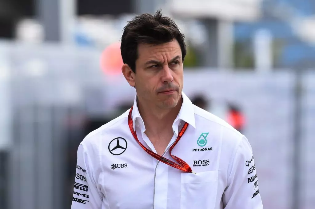 Toto Wolff critica F1
