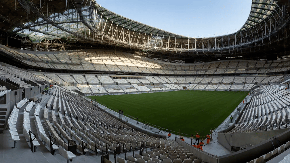 Estádio Lusail, palco da final da Copa do Mundo e de dois jogos do Brasil na fase de grupos — Foto destaque: Reprodução/Comitê Organizador Catar 2022