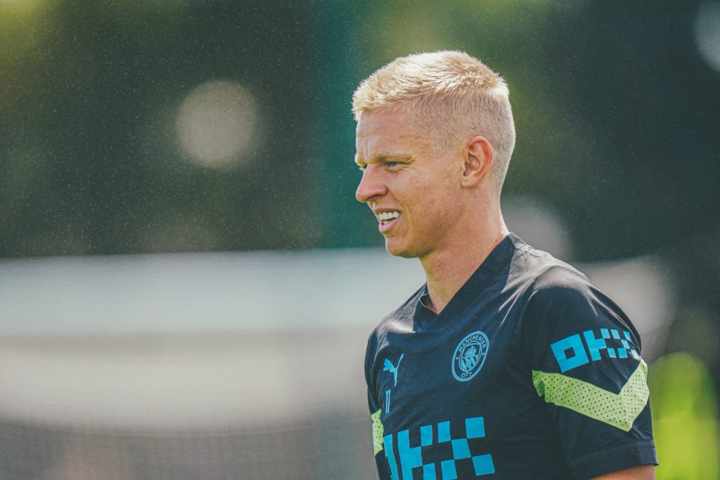 Oleksandr Zinchenko, ex-Manchester City, é a mais nova contratação do Arsenal