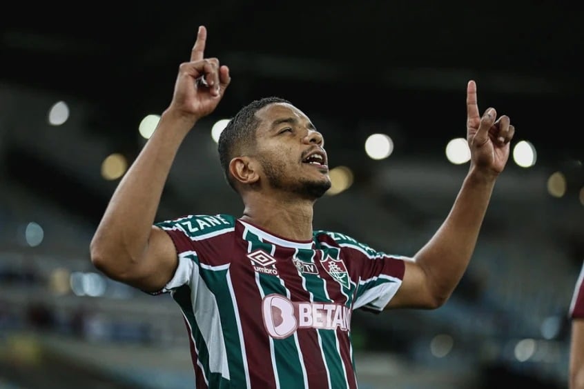 David Braz completa 2 meses sem jogar pelo Fluminense