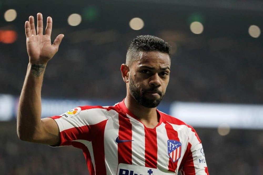 Manchester City tem interesse em lateral-esquerdo brasileiro do Atlético de Madrid