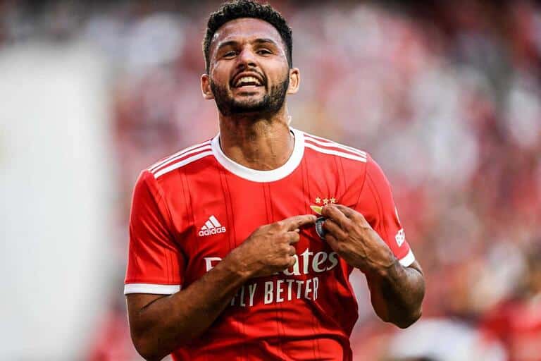 Devagar na janela, Newcastle vai atrás de Gonçalo Ramos, atacante do Benfica