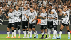 Corinthians colocará investimento a prova na Libertadores, mas precisa de virada histórica