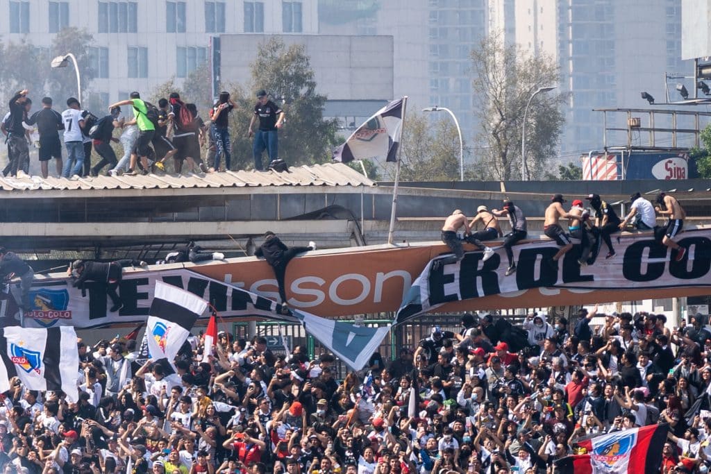 Acidente em jogo-treino do Colo-Colo deixa feridos