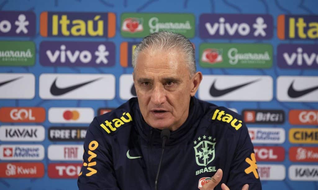 Tite perde volante da Seleção por lesão