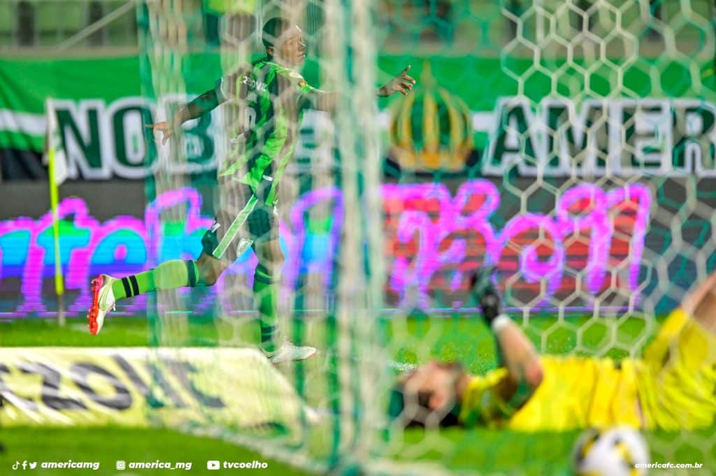 América-MG vence o Corinthians em casa – veja os melhores momentos